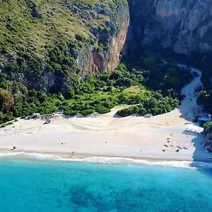  Camping Gjipe Eco Albania